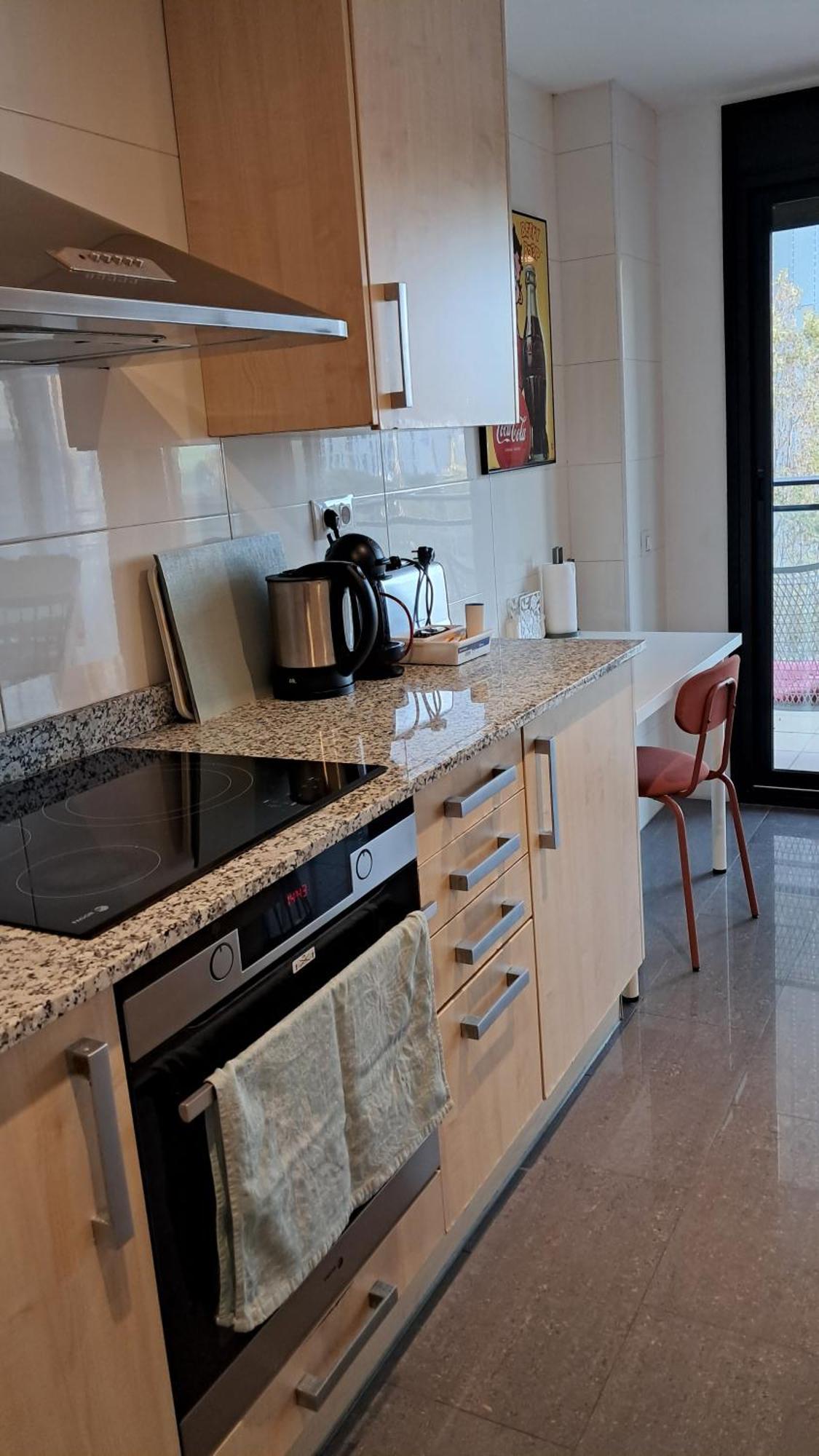 Modern Apartment, With Parking, Close To The Beach!! Sant Adria de Besos Eksteriør bilde