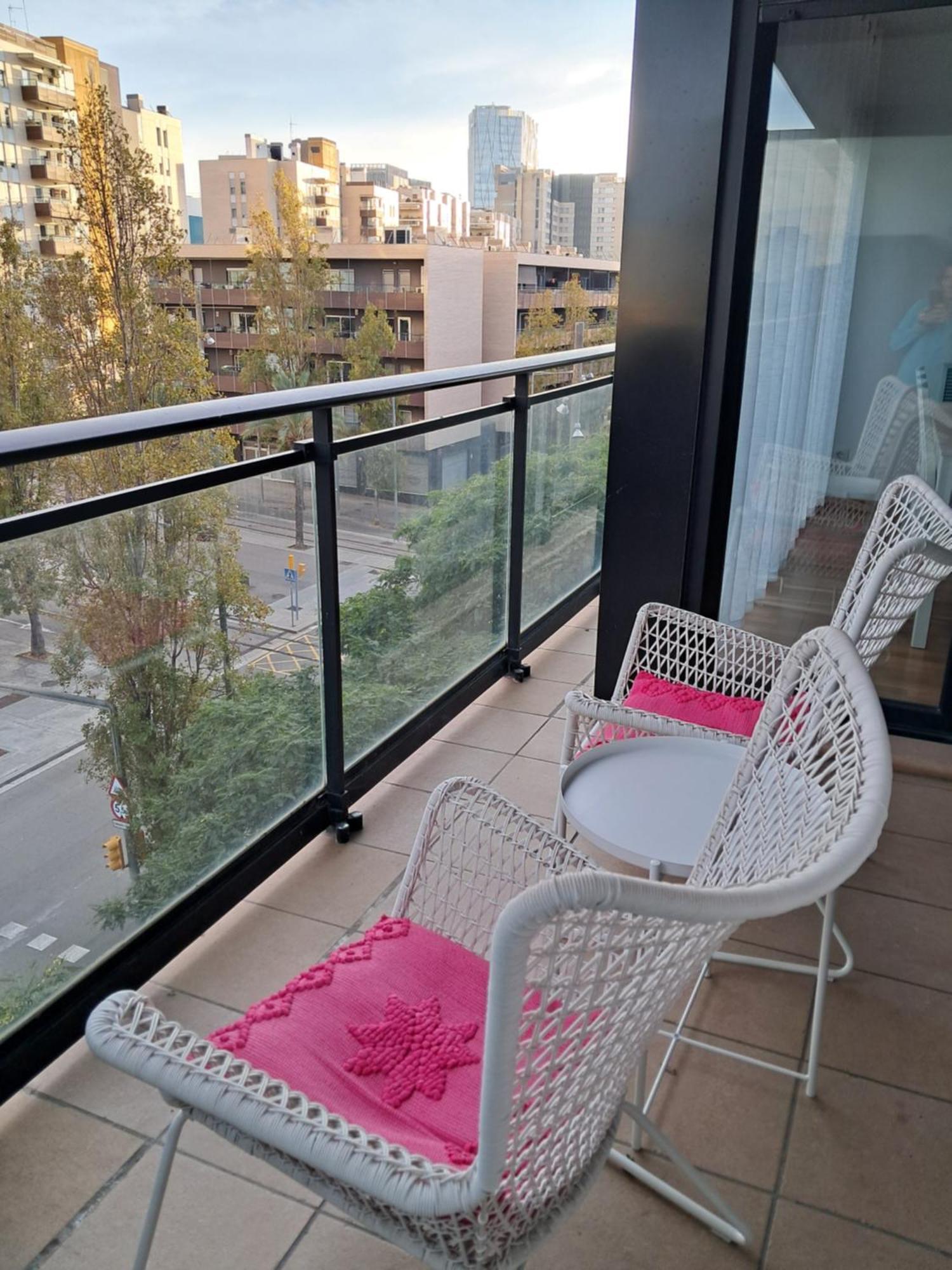 Modern Apartment, With Parking, Close To The Beach!! Sant Adria de Besos Eksteriør bilde