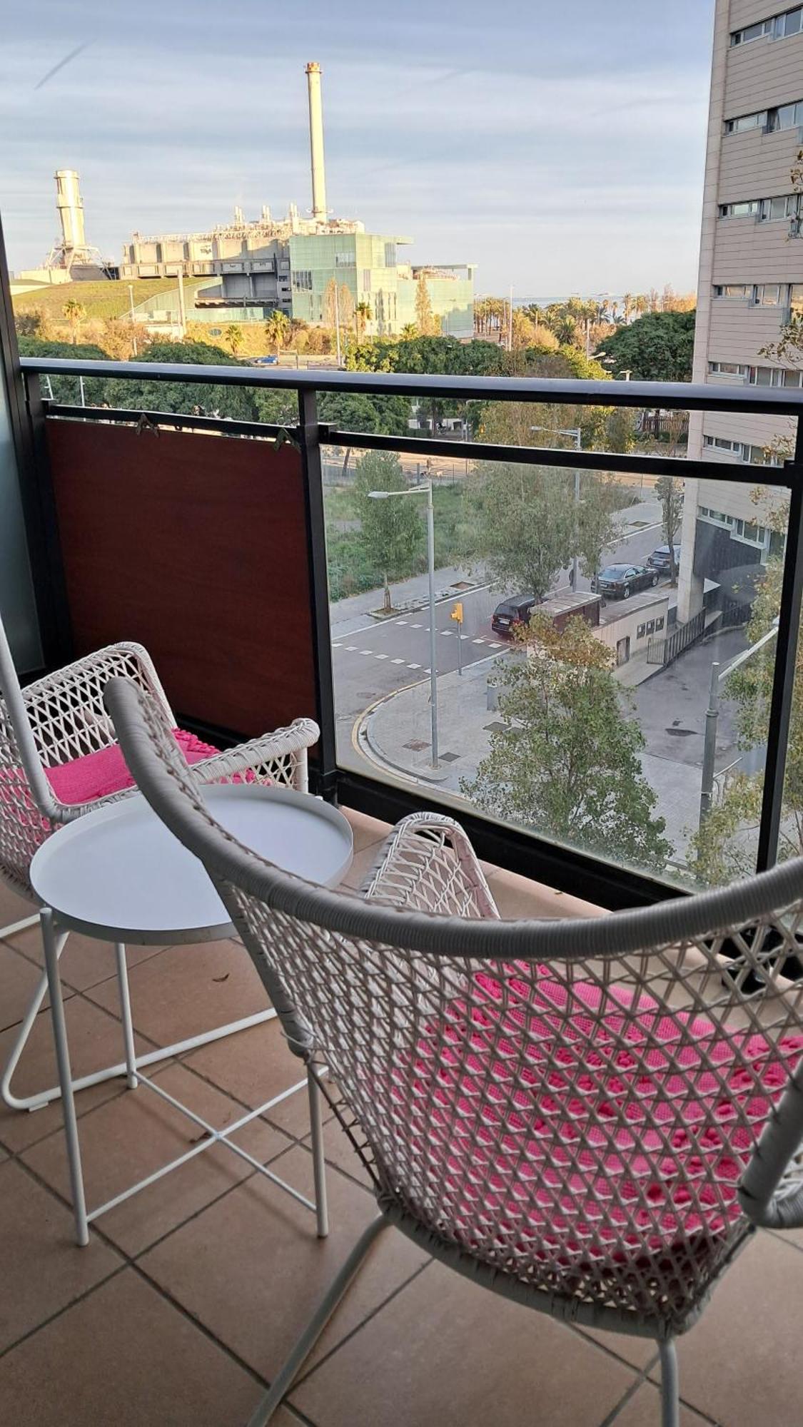 Modern Apartment, With Parking, Close To The Beach!! Sant Adria de Besos Eksteriør bilde